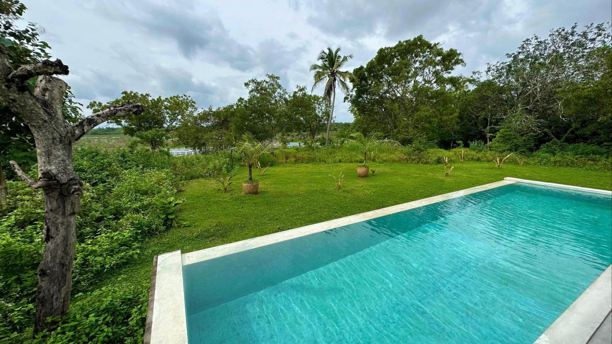 Giri Villa Tangalle Buitenkant foto